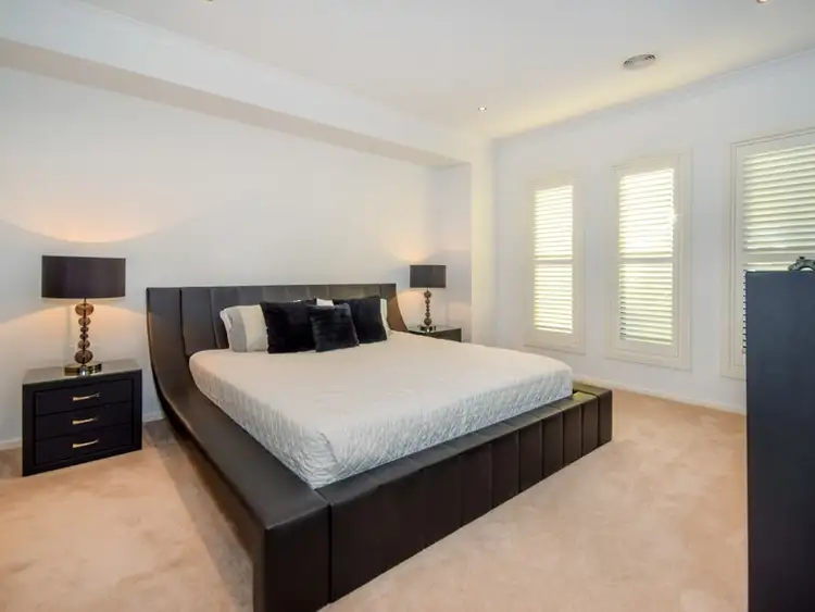 Sixth view of Homely house listing, 2 Burnett Close, Taylors Hill VIC 3037