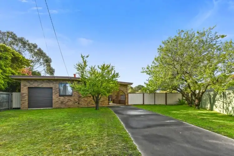 Second view of Homely house listing, 3 Charles Court, St Leonards VIC 3223