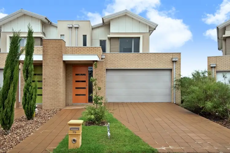 79 Broadbeach Circuit, Sanctuary Lakes VIC 3030
