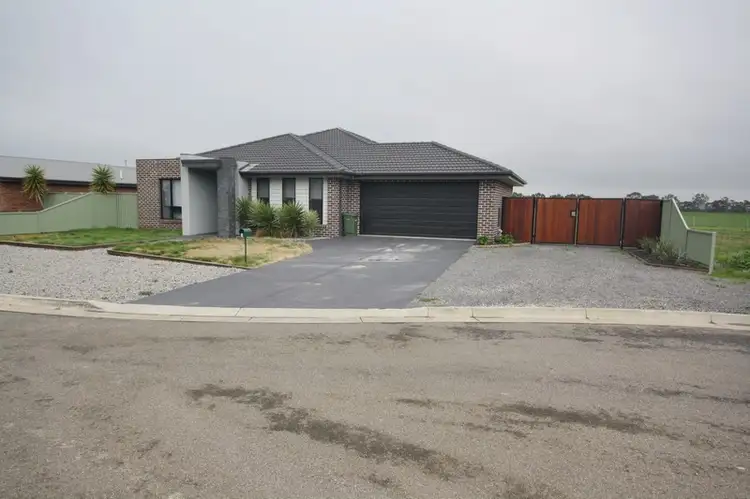 Fourth view of Homely house listing, 3 Felix Court, Miners Rest VIC 3352