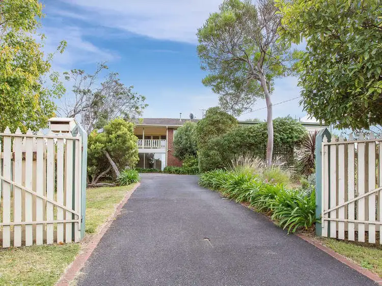 6 Topaz Street, Blairgowrie VIC 3942