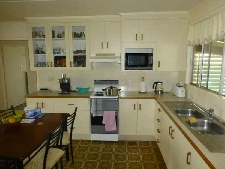 Second view of Homely house listing, 32 VICTORIA STREET, Biggenden QLD 4621