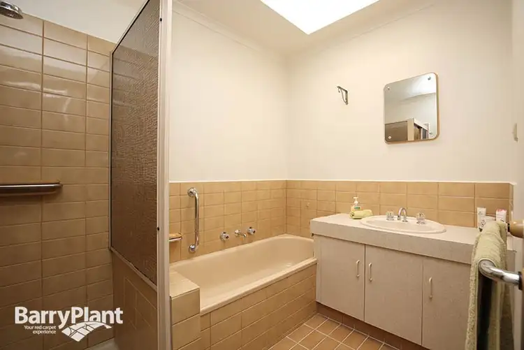 Fifth view of Homely unit listing, 8/237-239 Hull Road, Mooroolbark VIC 3138