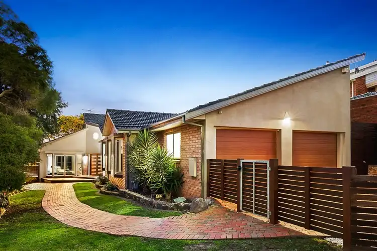 7 Yates Wynd, Doncaster East VIC 3109