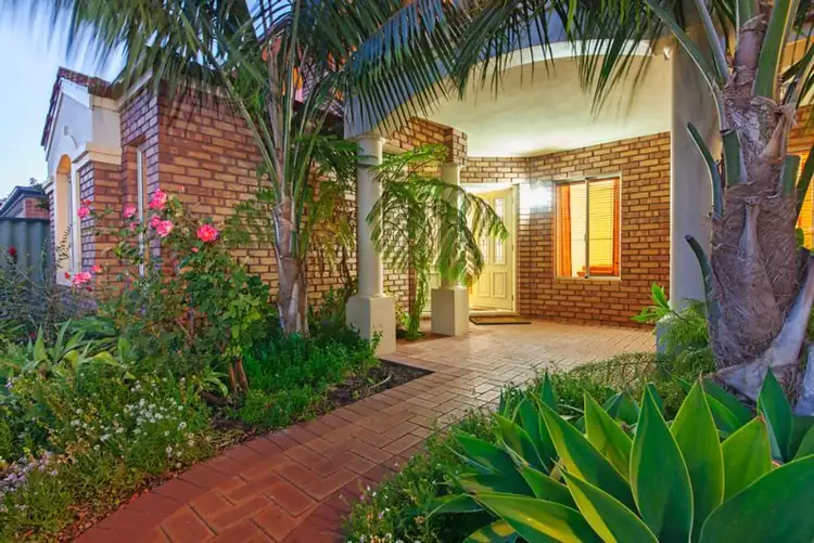 Second view of Homely house listing, 21 Bluefields Parkway, Port Kennedy WA 6172