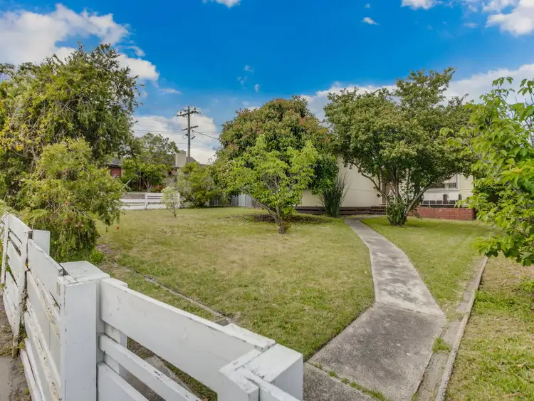 108 Beach Street, Frankston VIC 3199