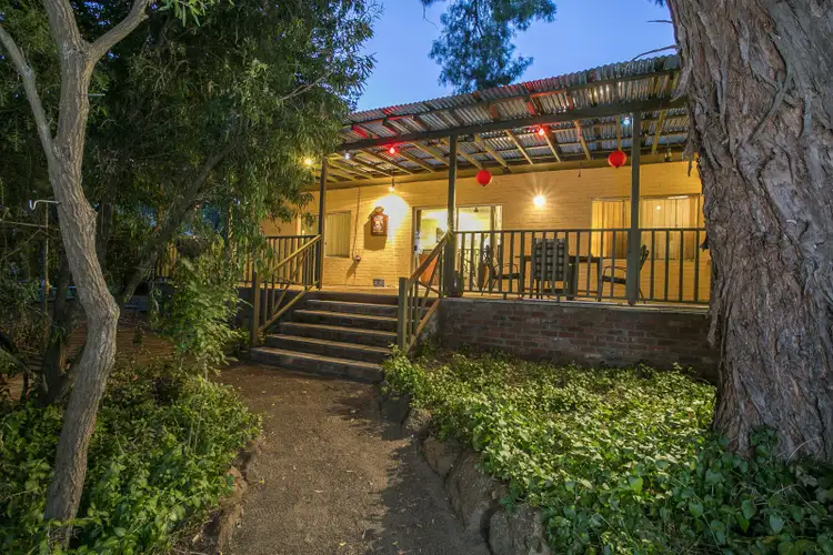 361 Lesmurdie Road, Lesmurdie WA 6076