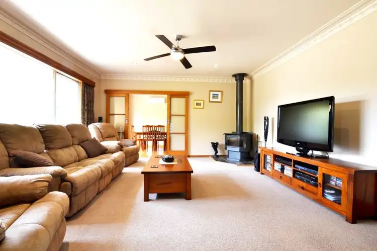 Second view of Homely house listing, 5 Cummins Street, Beaufort VIC 3373