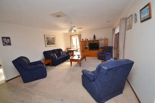 Third view of Homely house listing, 18 Kooyong Court, Echuca VIC 3564