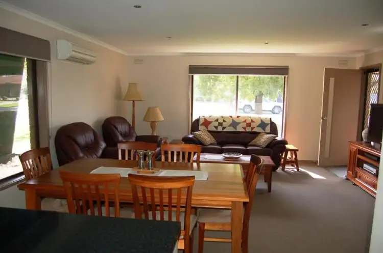 Fifth view of Homely unit listing, 251 McKinlay Street (Cnr of Haverfield & McKinlay St), Echuca VIC 3564