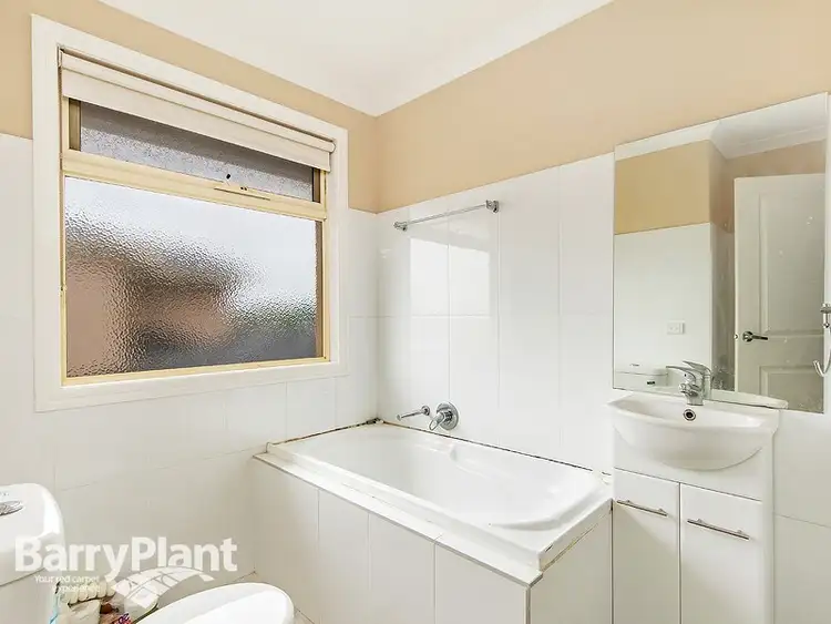 Fifth view of Homely townhouse listing, 2/19 Bailey Street, St Albans VIC 3021