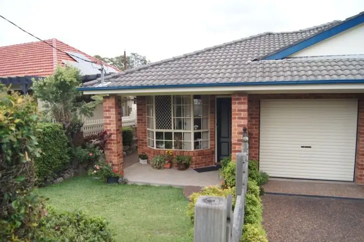 2/177 Croudace Road, Elermore Vale NSW 2287