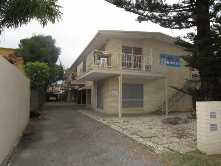 6/22 Alfred
Street, Mermaid Beach QLD 4218