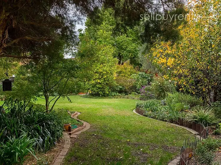 Sixth view of Homely house listing, 2 OPAL COURT, Wodonga VIC 3690