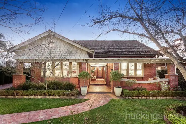 7 Hillcrest Avenue, Brighton VIC 3186