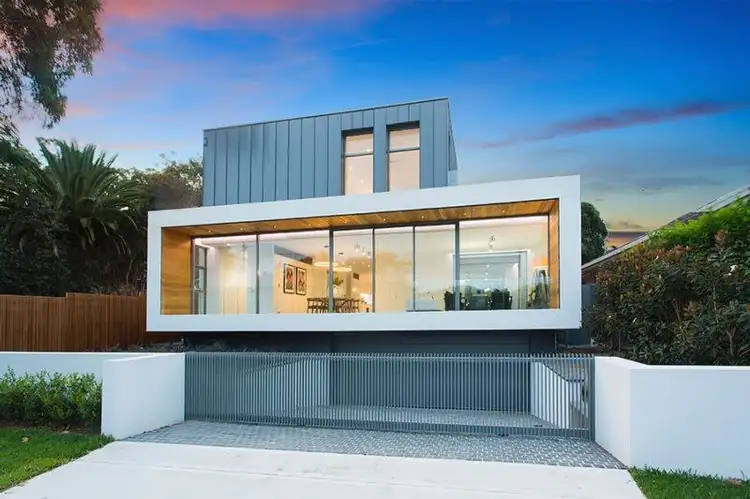 289 Connells Point Road, Connells Point NSW 2221