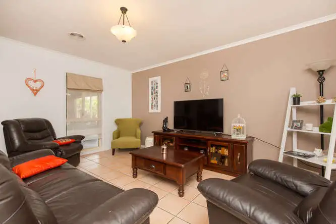 Second view of Homely house listing, 3 Newman Close, Mildura VIC 3500