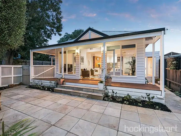 2/22 Fewster Road, Hampton VIC 3188