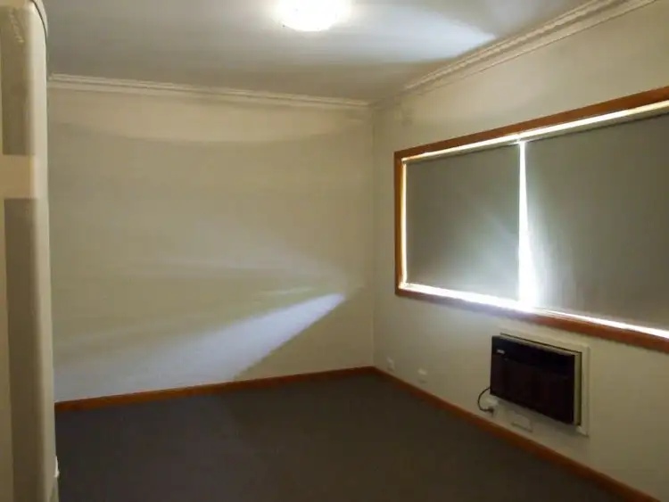 Fourth view of Homely unit listing, 4/8 Gayer Avenue, Wangaratta VIC 3677