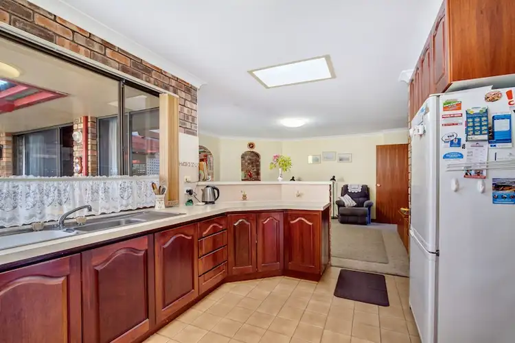 Seventh view of Homely house listing, 18 Lockhart Street, Broadwater WA 6280