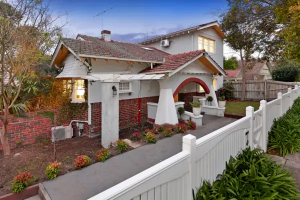 1 Westbourne Grove, Camberwell VIC 3124