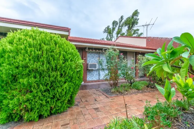 Main view of Homely villa listing, 4/7 Menzies Place, Thornlie WA 6108