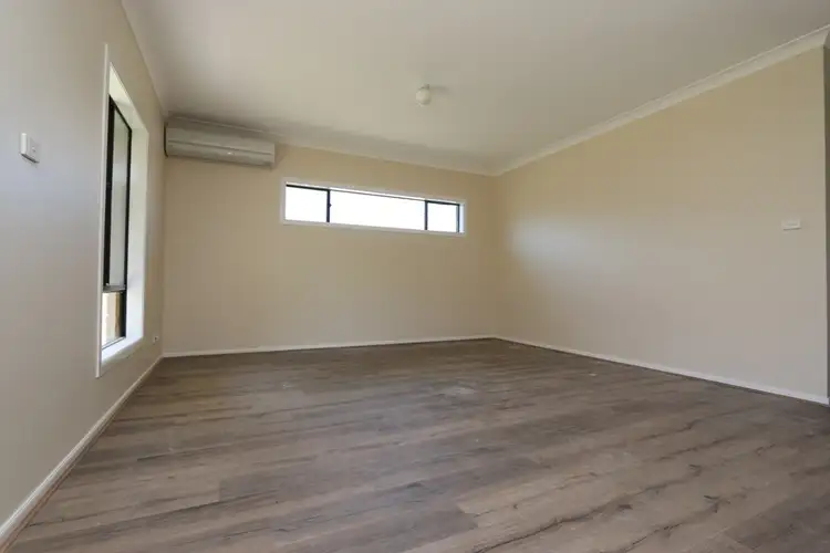 Sixth view of Homely house listing, 2/85 Brigantine Street, Rutherford NSW 2320