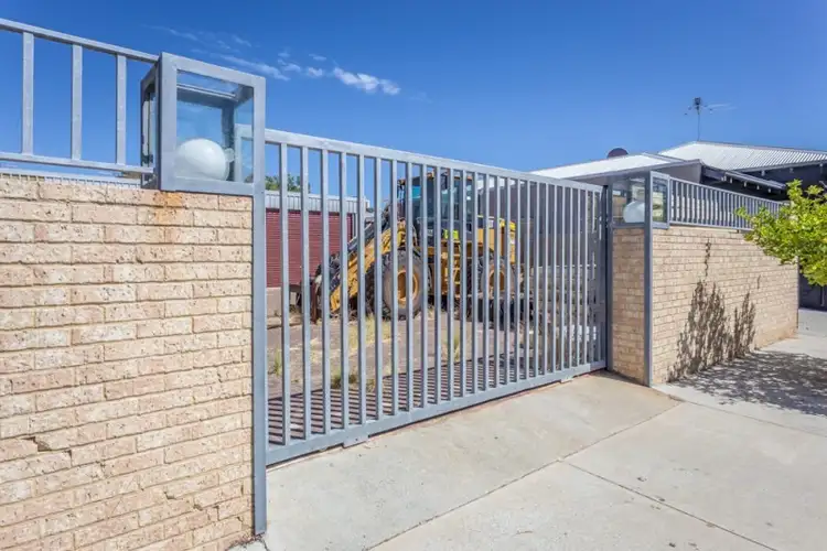 9 Ada Street, South Fremantle WA 6162