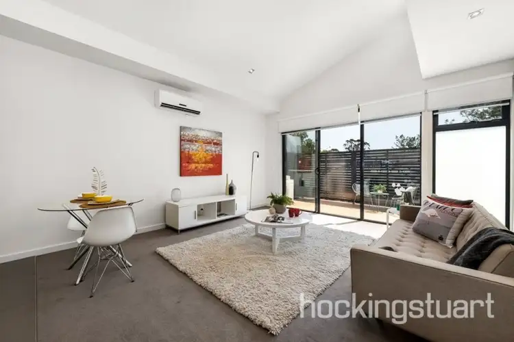 2/1037 Dandenong Road, Malvern East VIC 3145