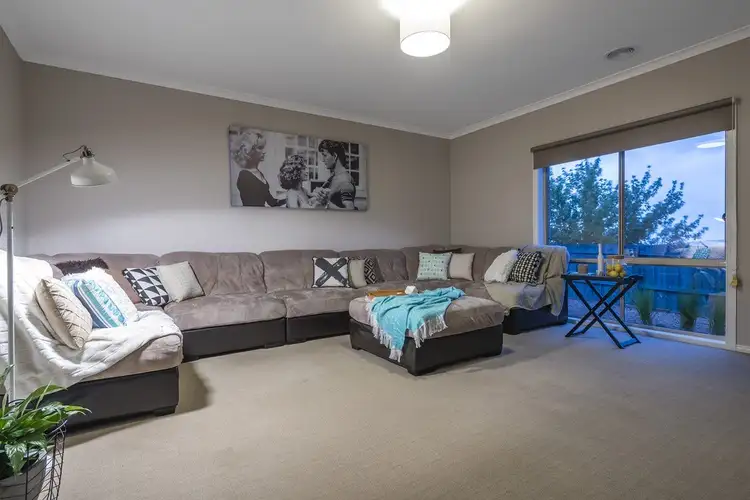 Fourth view of Homely house listing, 18 Windsor Rise, Sunbury VIC 3429