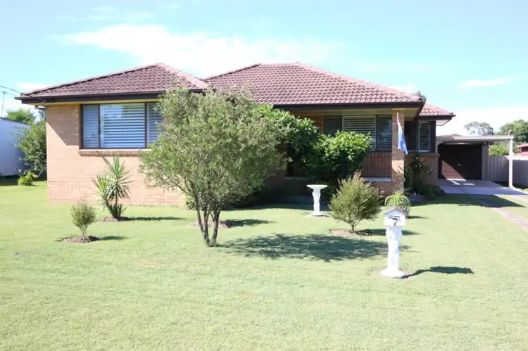 7 William Street, East Branxton NSW 2335
