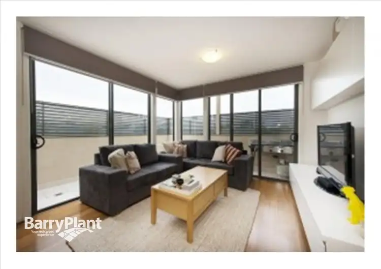 7/27 Diamond Boulevard, Greensborough VIC 3088