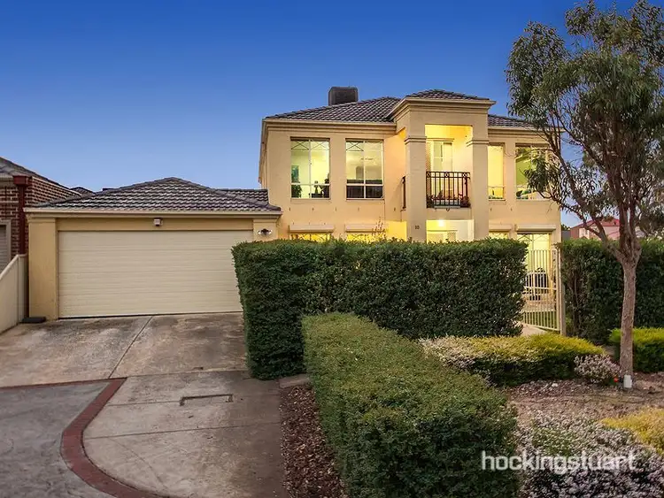 10 Shearwater Court, Taylors Hill VIC 3037