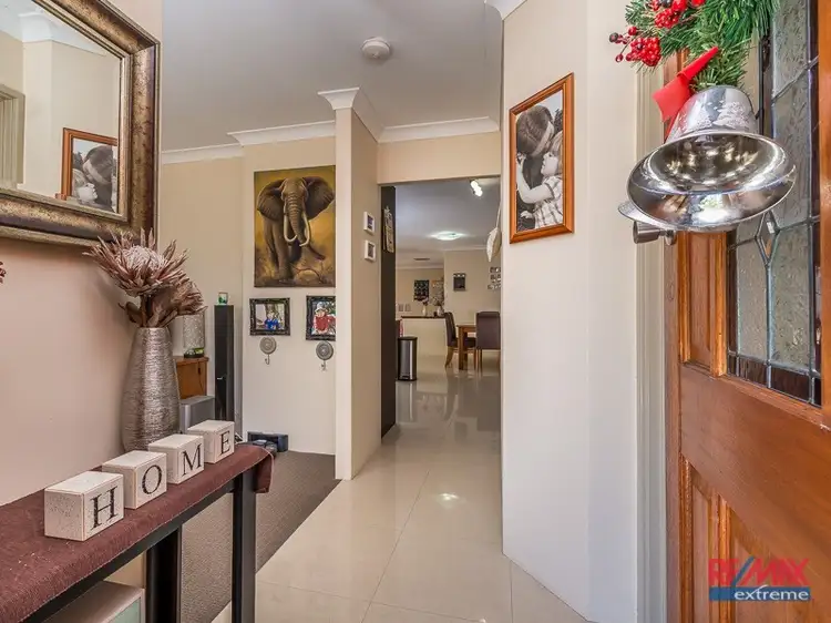 20 Woolerong Walk*, Marangaroo WA 6064