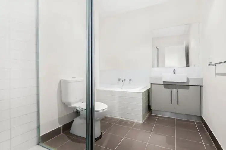 Sixth view of Homely townhouse listing, 1/17 View Street, Pascoe Vale VIC 3044