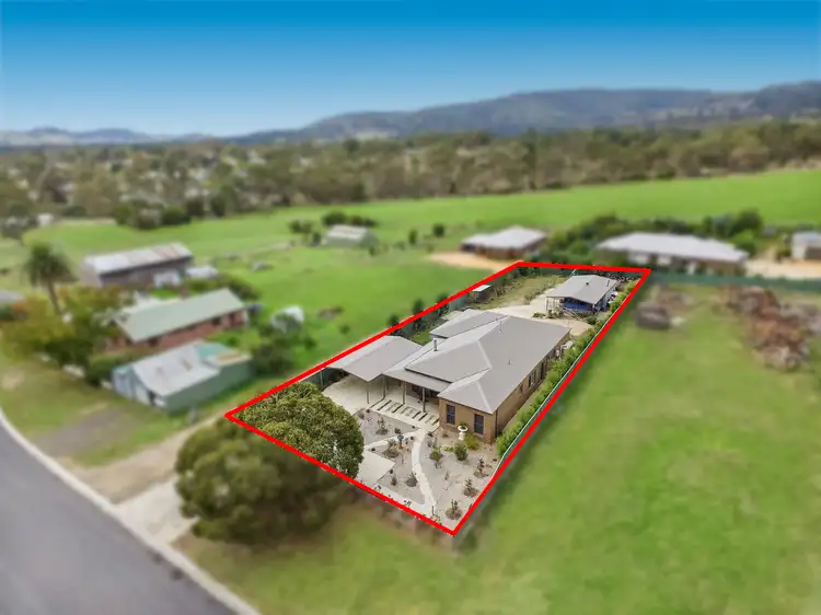 32 Binghams Road, Harcourt VIC 3453