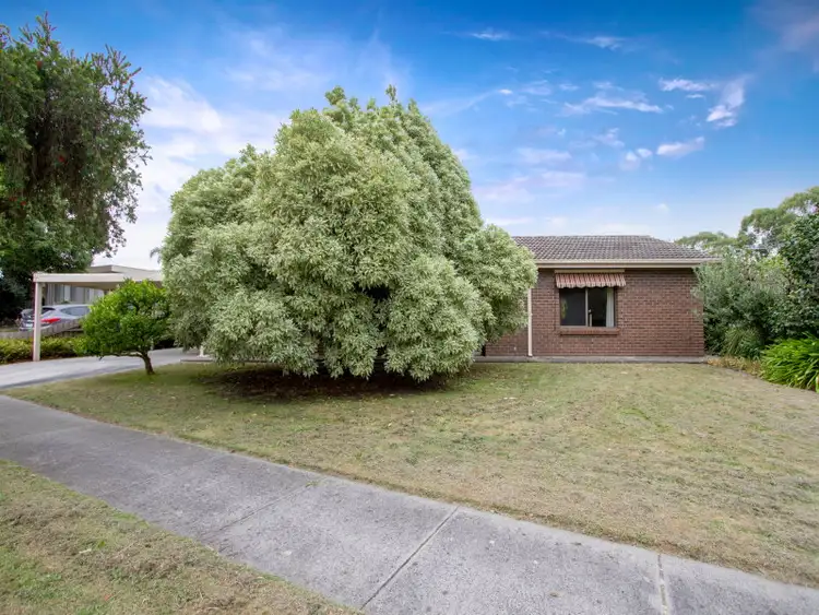 Second view of Homely house listing, 7 Glazebury Court, Langwarrin VIC 3910