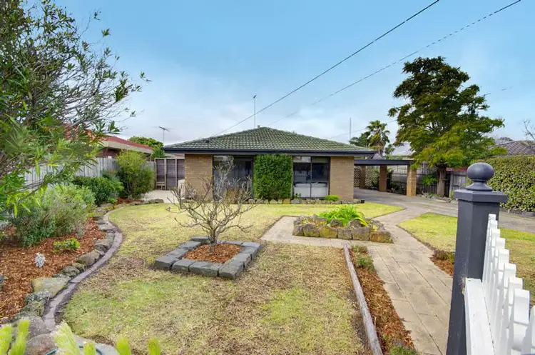 13 Rosewood Court