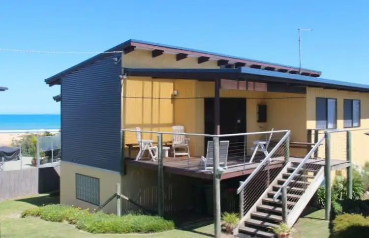 16 Skidale Close, Lake Tyers Beach VIC 3909
