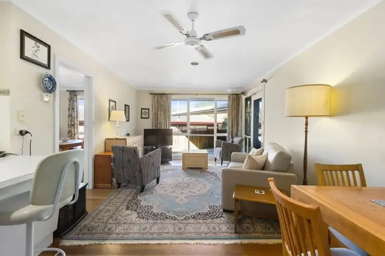 Sixth view of Homely house listing, 6 White Ash Court, Vermont South VIC 3133