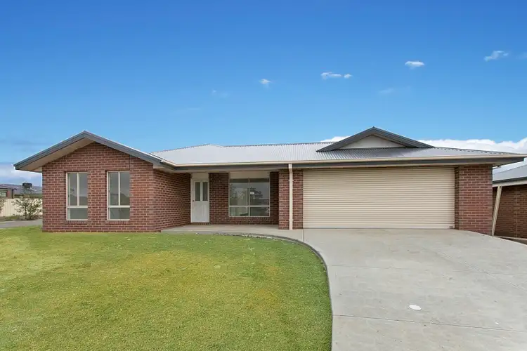35 Pauline Way, Kilmore VIC 3764