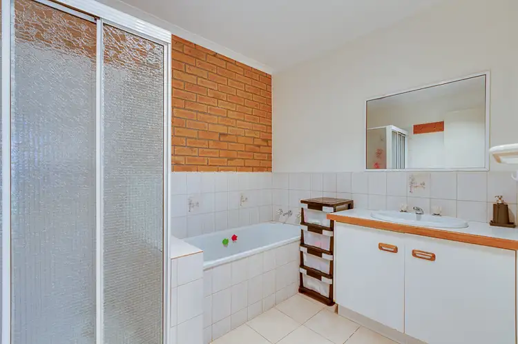 Sixth view of Homely unit listing, 1/3 Swindon Crescent, Keilor Downs VIC 3038