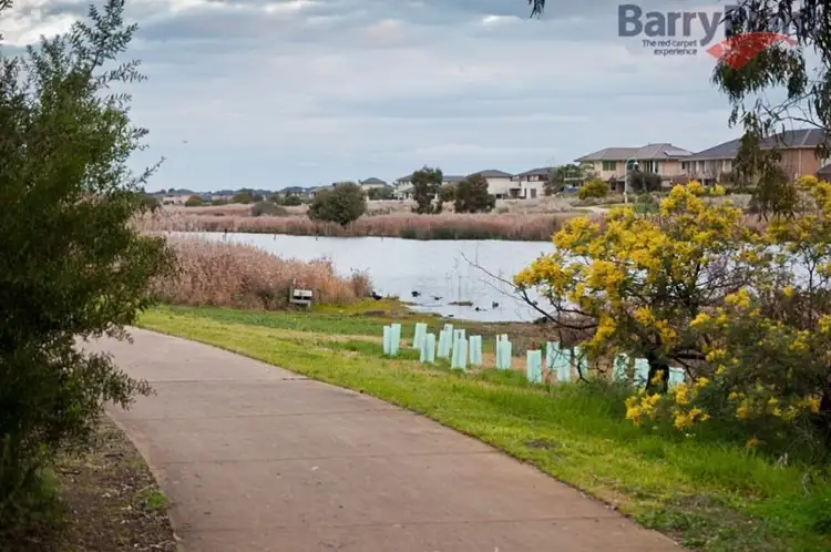 Seventh view of Homely house listing, 1 Markham Way, Altona Meadows VIC 3028