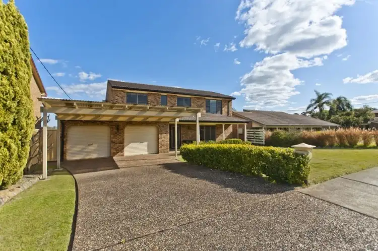 10 Greenslopes Drive, Raymond Terrace NSW 2324