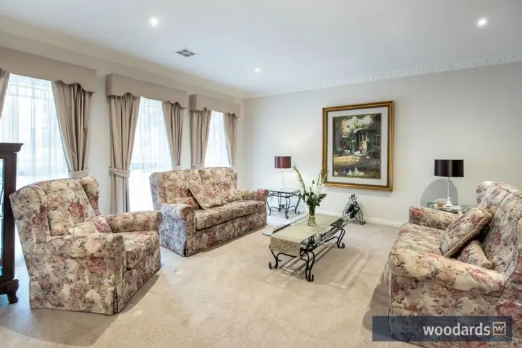 Second view of Homely house listing, 5 Rosstrevor Crescent, Mitcham VIC 3132