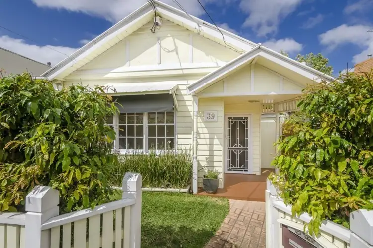 39 Cecil Street, Yarraville VIC 3013