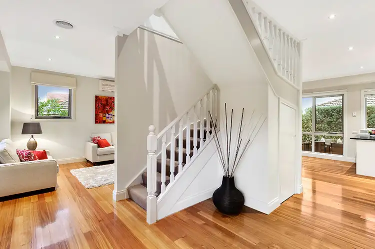 Sixth view of Homely townhouse listing, 1/130 Waiora Road, Rosanna VIC 3084