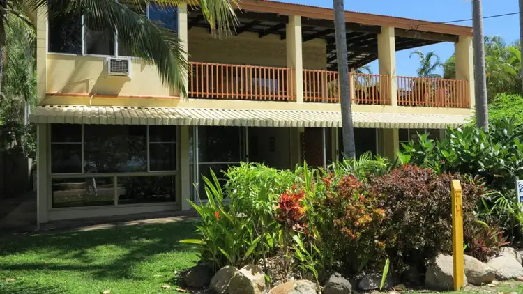 Main view of Homely unit listing, 2/40 Marine Parade, Arcadia QLD 4819