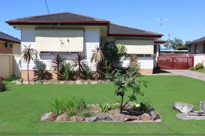 Main view of Homely house listing, 17 Chichester Avenue, Tarro NSW 2322