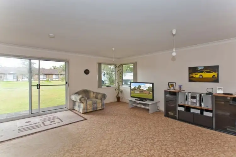 Fourth view of Homely house listing, 8 Kingston Parade, Raymond Terrace NSW 2324